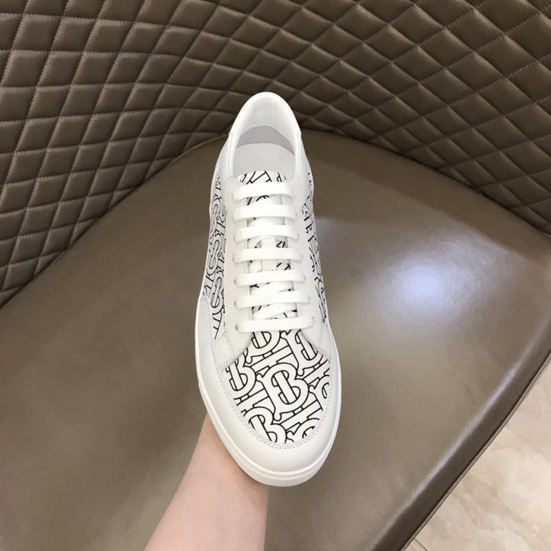 Burberry shoes Style 244 - sole and craftsmanship detail
