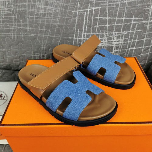 Hermes sandals Style 109 - texture and material detail
