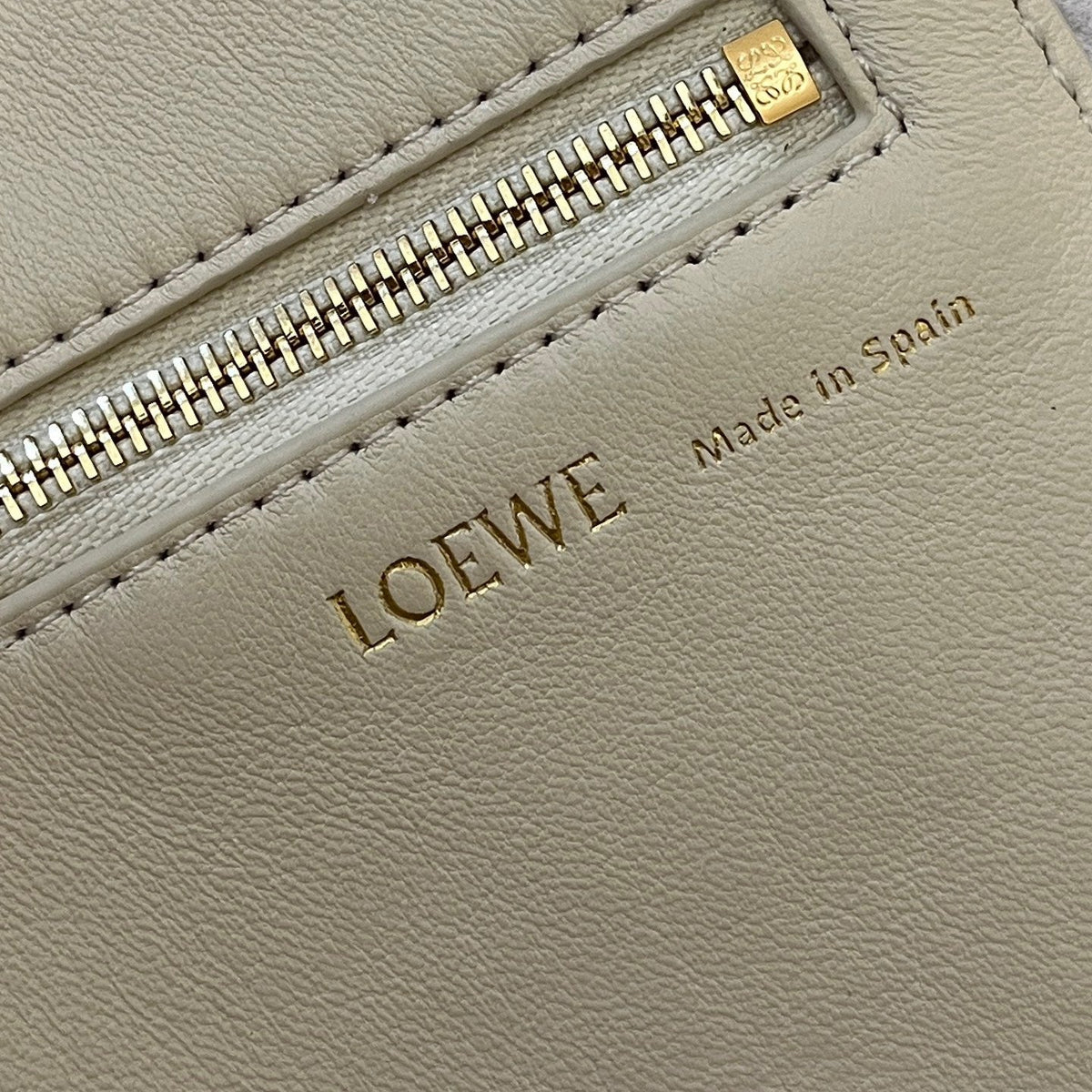 Bags- Loew Small Squeeze Bag Luxury Designer Leather Handbag
