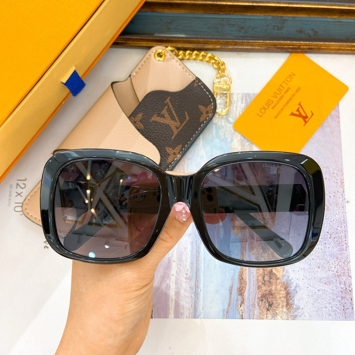 Louis Vuitton Sunglasses- Louis Vuitton Lou Sunglasses Premium Fashion Designer Sunglasses