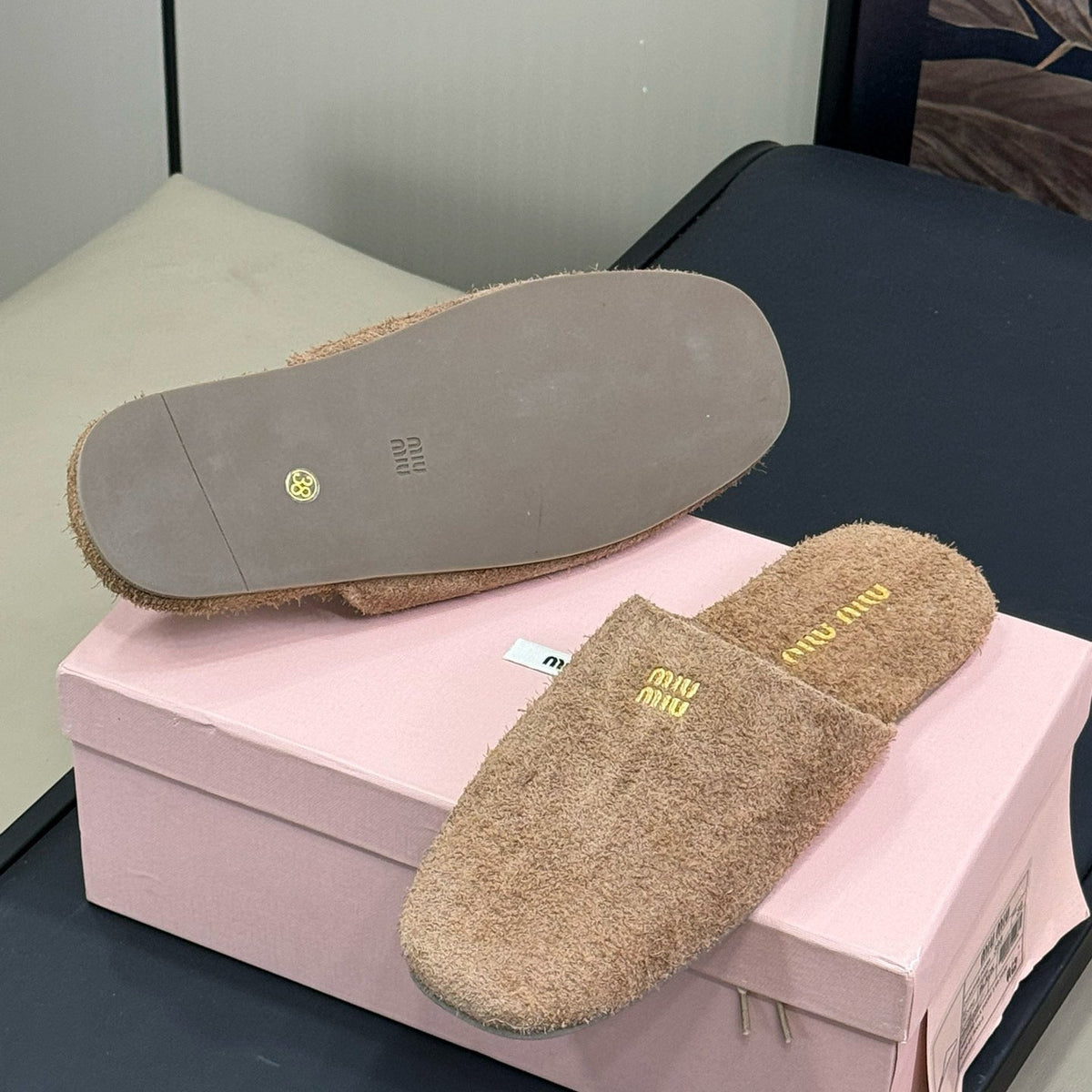 Accessories- Miu M Slippers Premium Everyday Designer Accessory