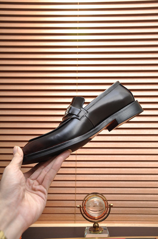Hermès Chocolate Brown Bow-Detail Flats - Side Profile View