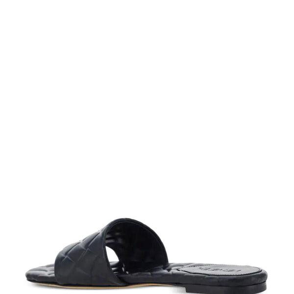Bottega Veneta premium flats detail and craftsmanship close-up
