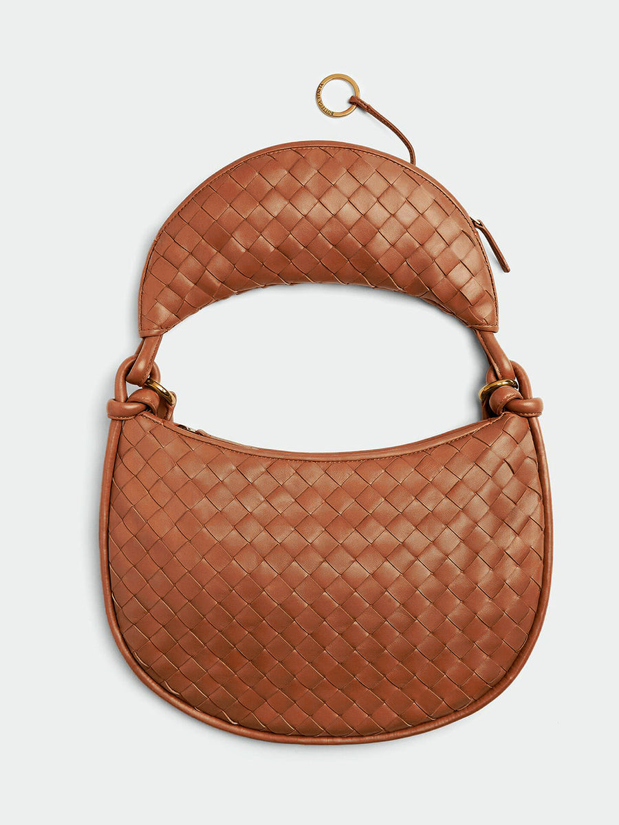 Bottega Veneta premium shoulder bags detail and craftsmanship close-up