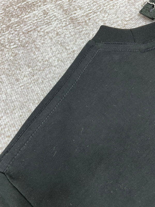 Styling view of Amiri luxury piece style No.191