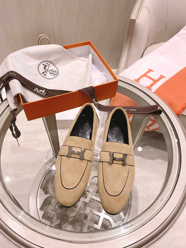 Hermès Grey Bow-Detail Flats - Sole Detail View