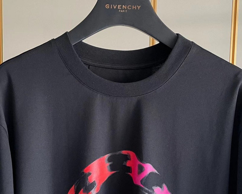 Full silhouette view of Givenchy luxury piece style No.170