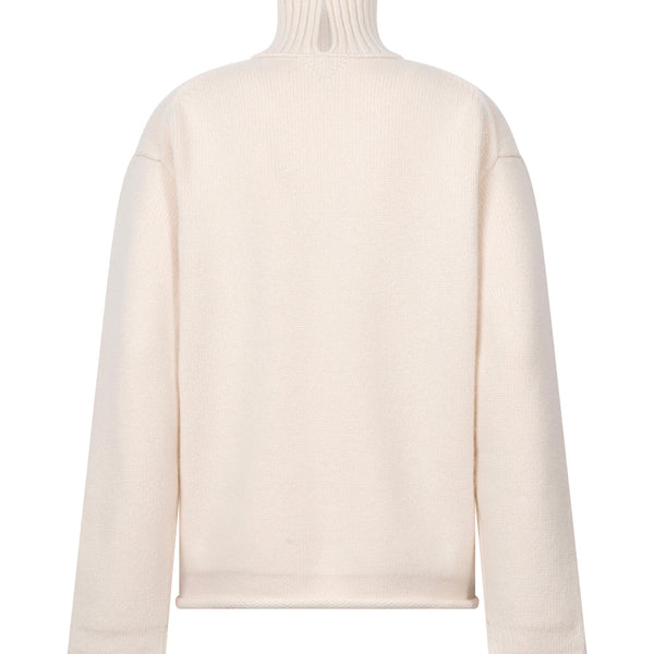 Bottega Veneta premium sweaters & pullovers detail and craftsmanship close-up