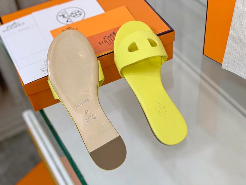 Hermes shoes Style 372 - true-to-life color detail