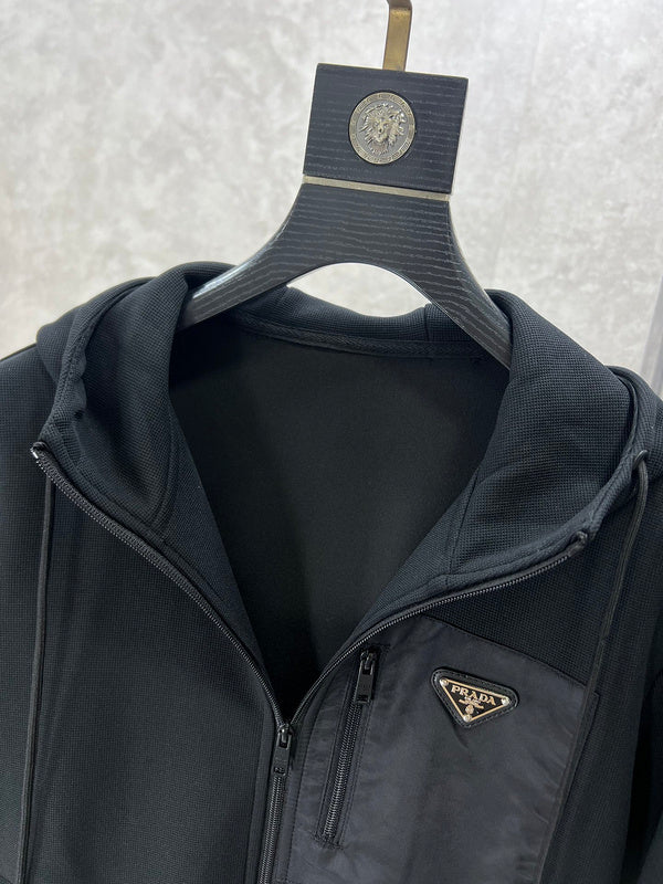 Back view of Burberry luxury piece style No.417