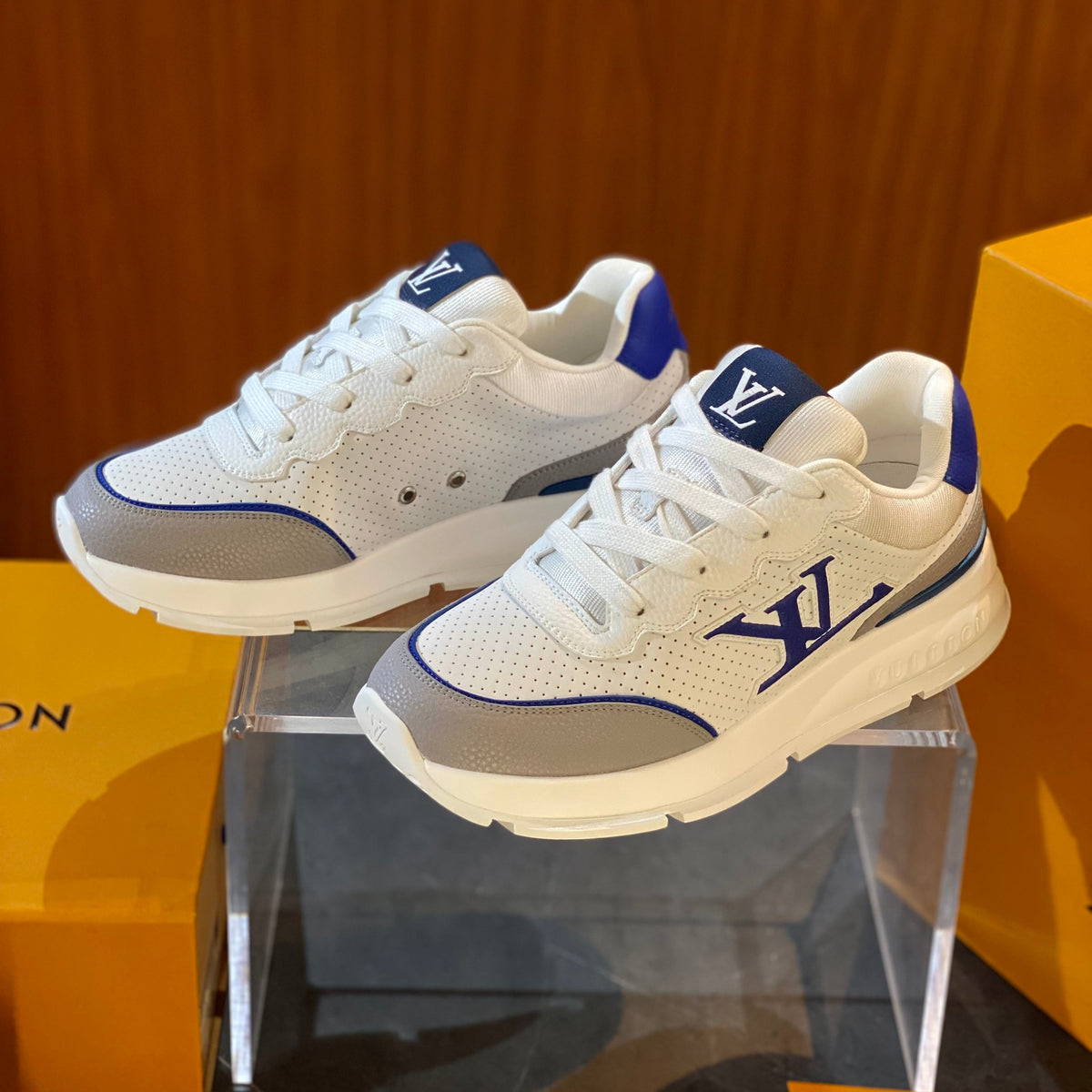 Louis Vuitton Shoes- Louis Vuitton Lou Classic Sneaker Premium Designer Casual Shoes