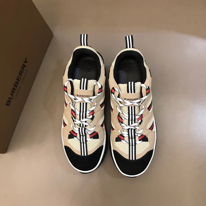 Burberry shoes Style 121 - packaging and accessories