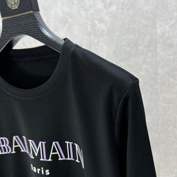Three-quarter angle view of Balmain luxury piece style No.043