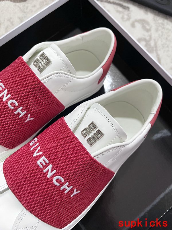 Givenchy shoes Style 029 - packaging and accessories