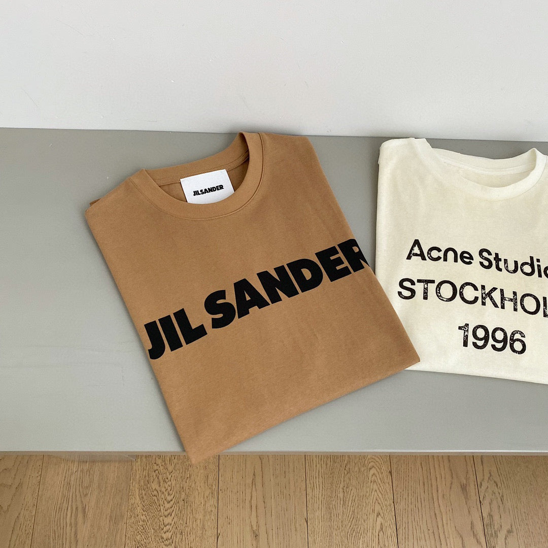 T-Shirts- Jil S T-shirt Casual Everyday Designer Tee