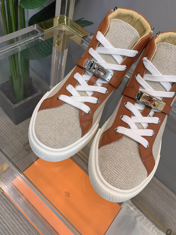 Hermes shoes Style 318 - side profile detail (alternate angle)