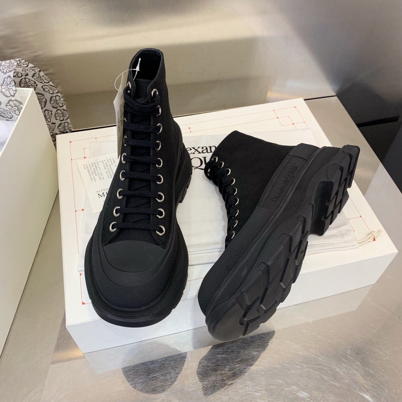 Alexander McQueen shoes Style 293 - angled studio shot