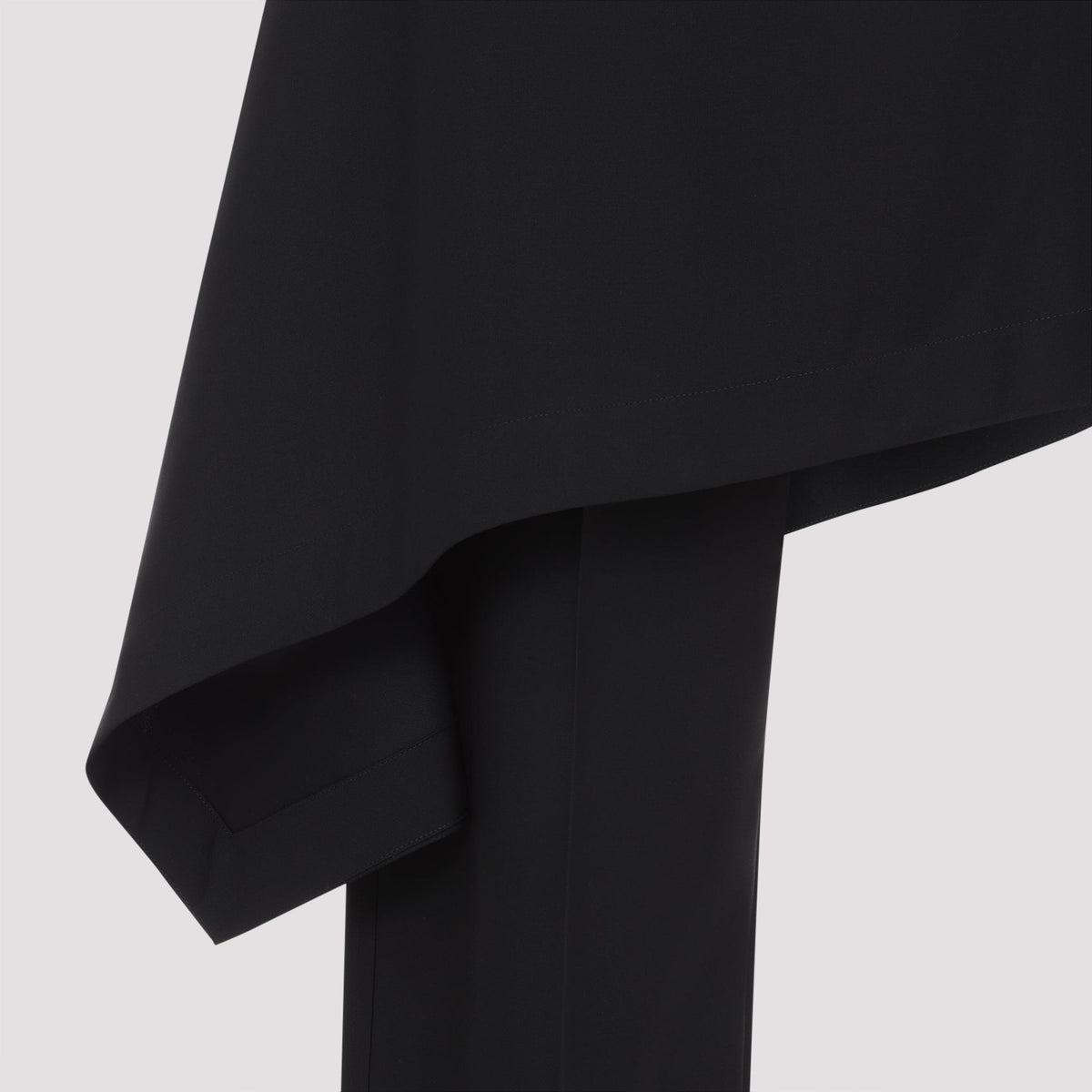 Close-up of Bottega Veneta skirts hardware and fine stitching