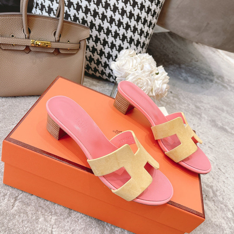Hermes shoes Style 312 - top view showing design