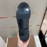 Burberry shoes Style 277 - side profile detail