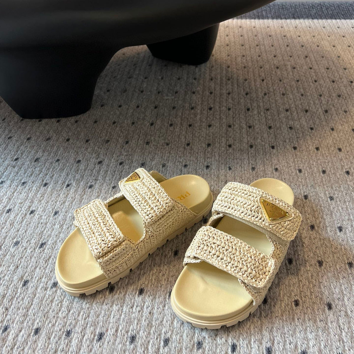 Shoes- Pd Sandals Premium Designer Casual Shoes