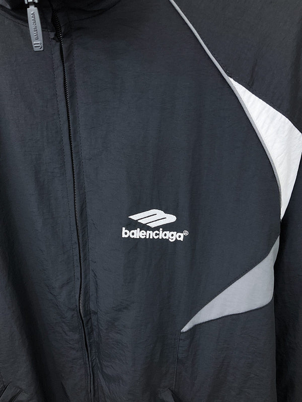 Full silhouette view of Balenciaga luxury piece style No.160