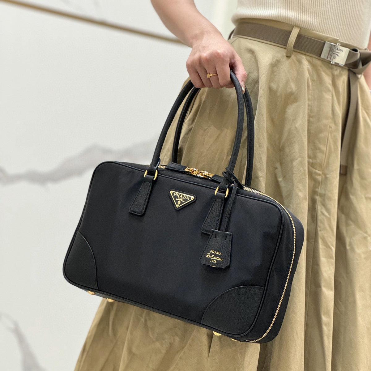 Bags- Pd Re-edition 1978 Medium Bag Elegant Everyday Designer Handbag
