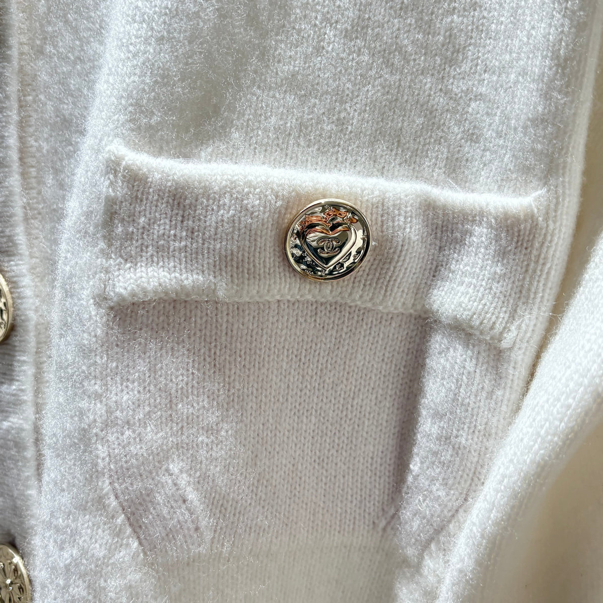 Chanel Sweaters? Chanel Cardigan Luxury Designer Knit Sweater