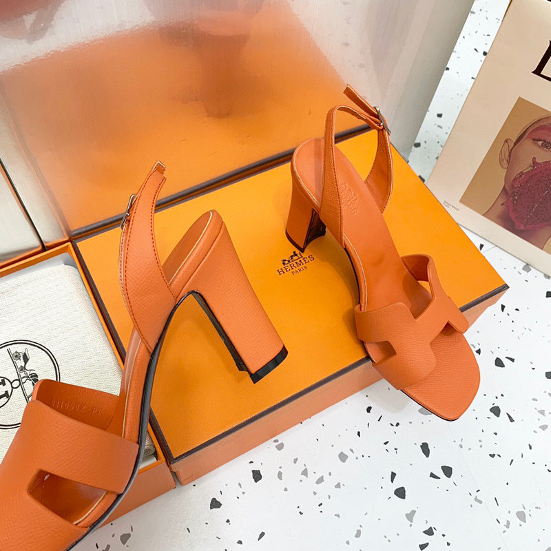 Hermes sandals Style 146 - top view showing design