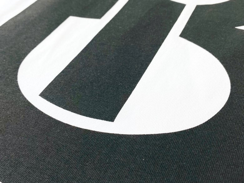 Front view of Burberry luxury piece style No.259