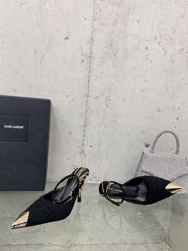 Three-quarter angle view of Saint Laurent luxury piece style No.021