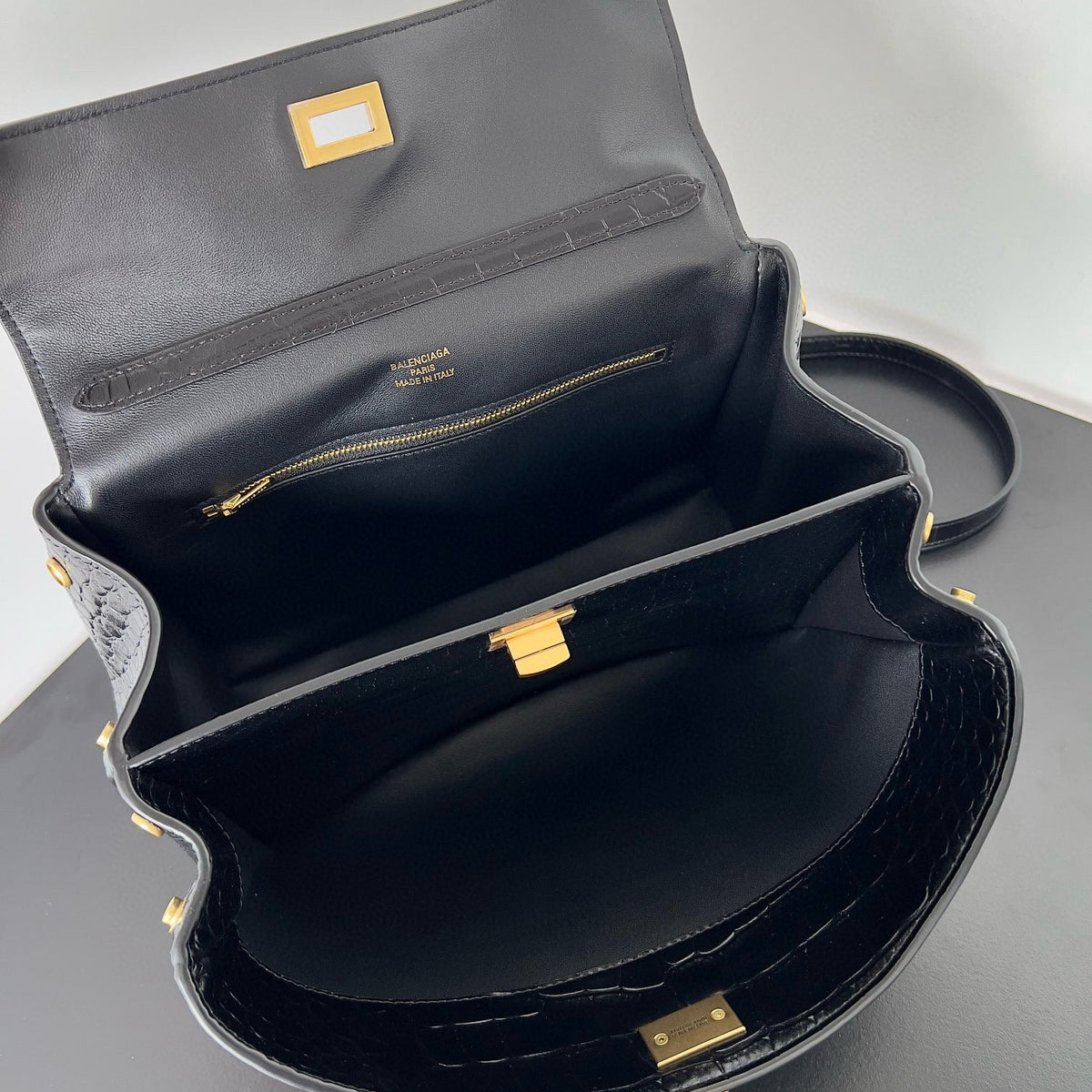 Bags- Bal Small Rodeo Bag Elegant Everyday Designer Handbag