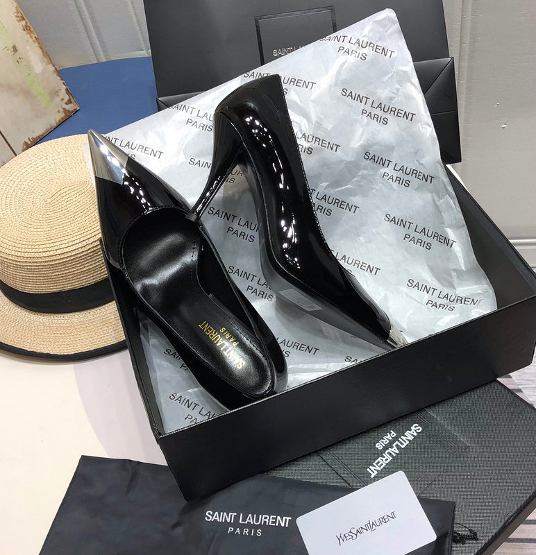 Close-up detail view of Saint Laurent luxury piece style No.006