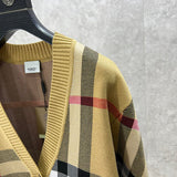 Three-quarter angle view of Burberry luxury piece style No.340