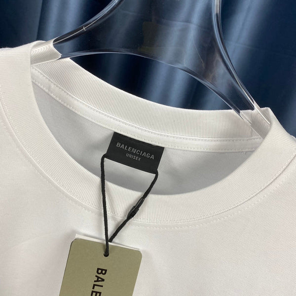 Three-quarter angle view of Balenciaga luxury piece style No.137