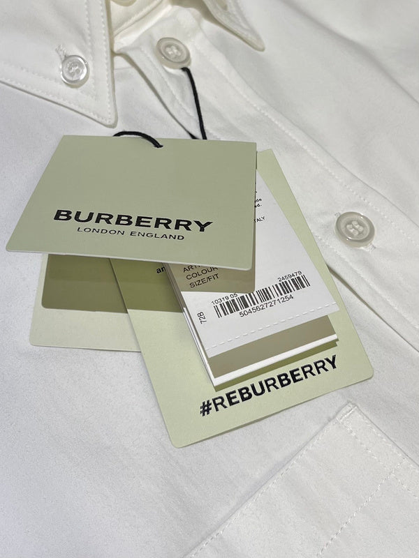 Side profile view of Burberry luxury piece style No.026