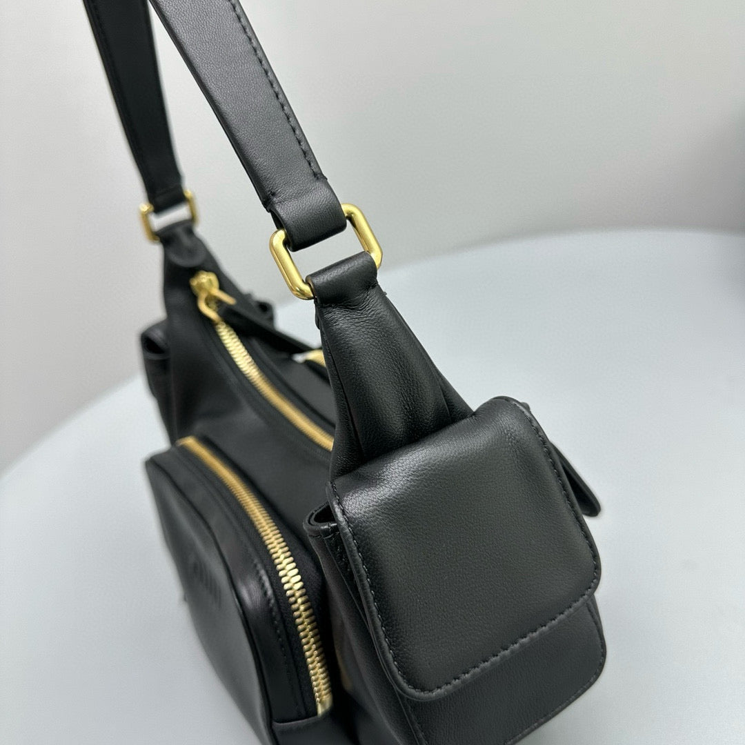Bags- Miu M Pocket Nappa Leather Bag Luxury Designer Leather Handbag