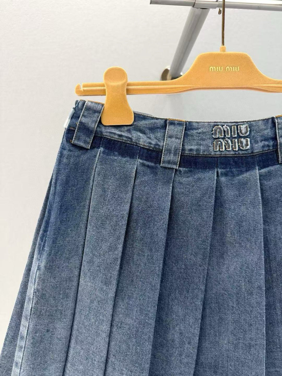 Skirts- Miu M Skirt Elegant Designer Casual Skirt