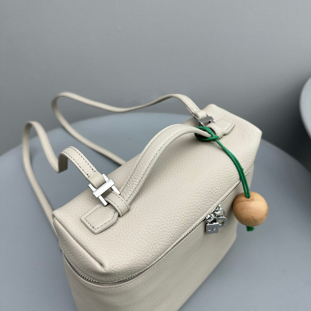 Bags- Loro P Extra Pocket Backpack Luxury Designer Leather Handbag