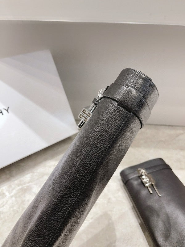 Givenchy shoes Style 166 - close-up of elevated everyday design