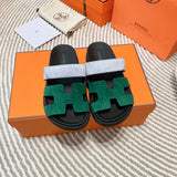 Hermès Red Flat Thong Sandals - Front View