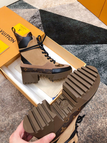 Louis Vuitton shoes front view designer style