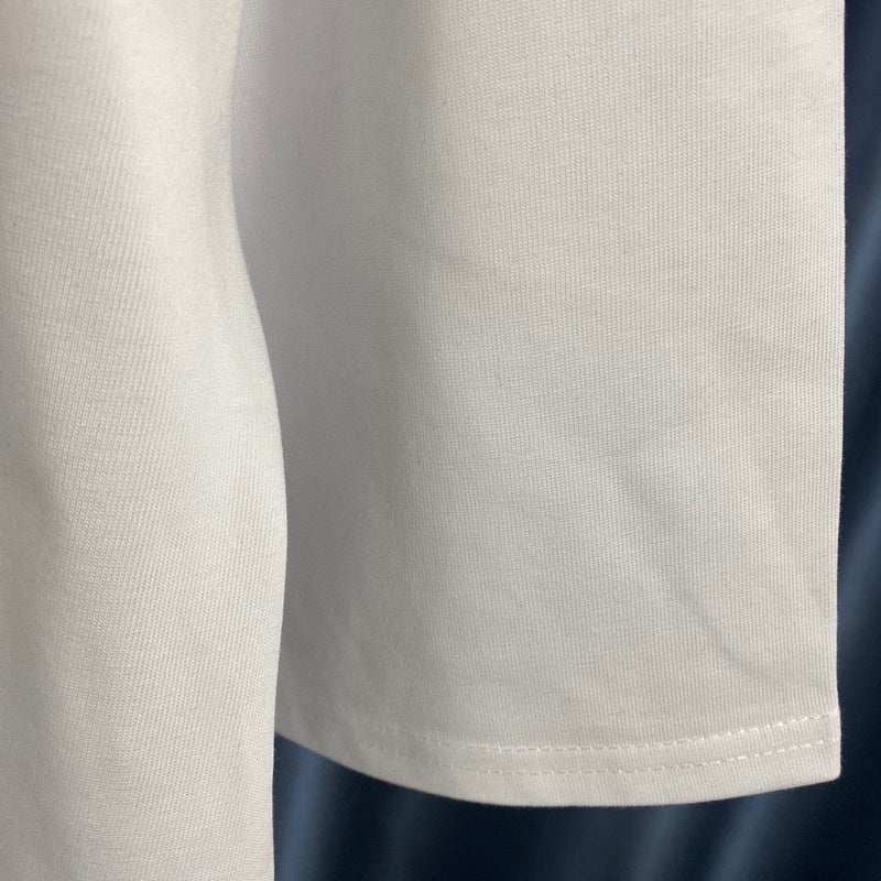 Styling view of Balenciaga luxury piece style No.118