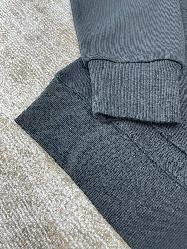 Three-quarter angle view of Amiri luxury piece style No.034