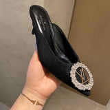 Louis Vuitton shoes Style 262 - logo and branding close-up