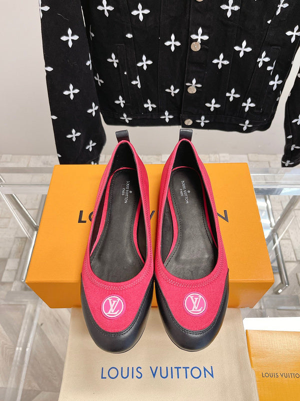 Louis Vuitton shoes Style 351 - texture and material detail