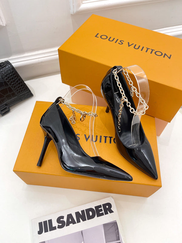 Louis Vuitton shoes Style 414 - sole and craftsmanship detail