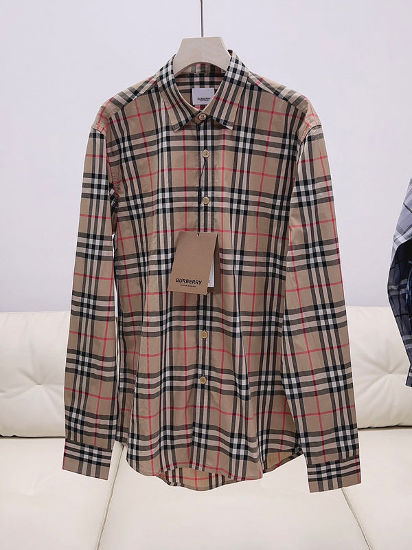 Front view of Burberry luxury piece style No.062