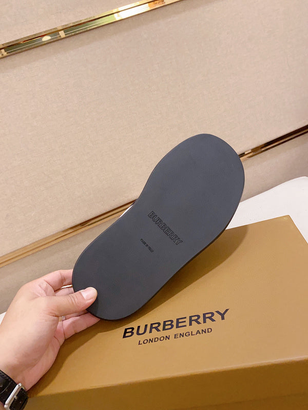 Burberry Nude Slip-On Sneakers - Toe Detail View
