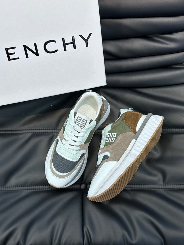 Givenchy White Block Heel Pumps - Toe Detail View